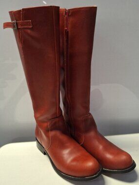 Maker Signed Red/Brown Leather Tall Riding Boots Women's Size 10  Zipper Buckle